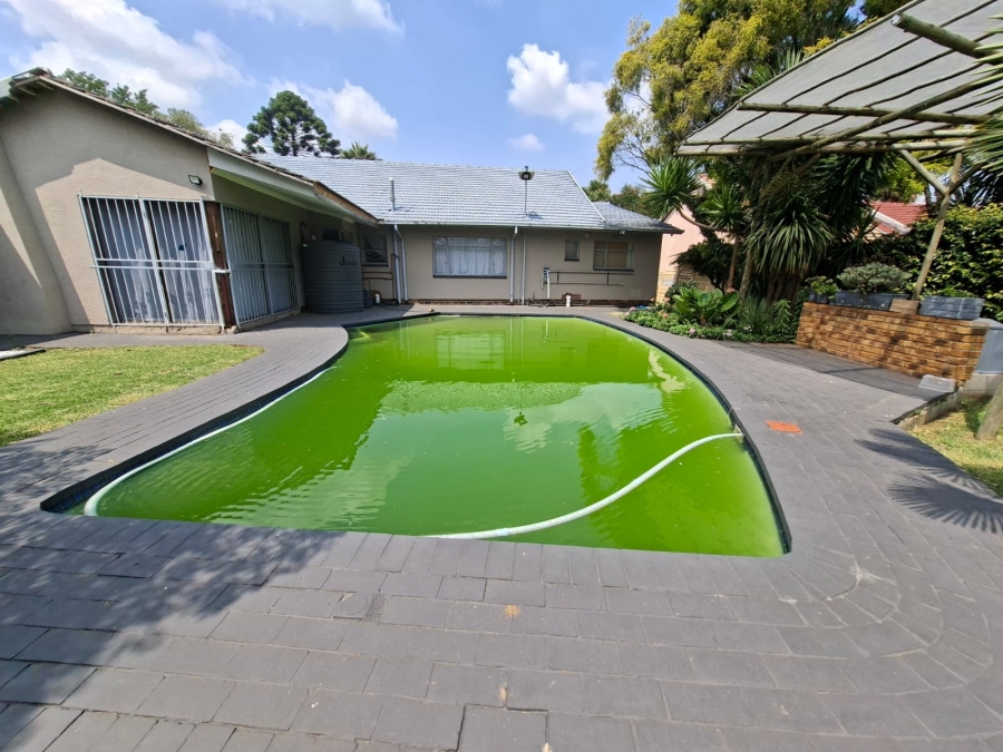 3 Bedroom Property for Sale in Selcourt Gauteng