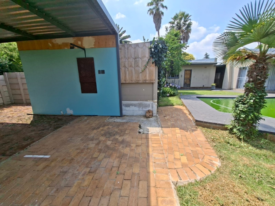 3 Bedroom Property for Sale in Selcourt Gauteng