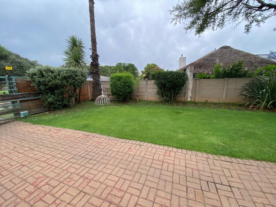 3 Bedroom Property for Sale in Vanderbijlpark SE 7 Gauteng