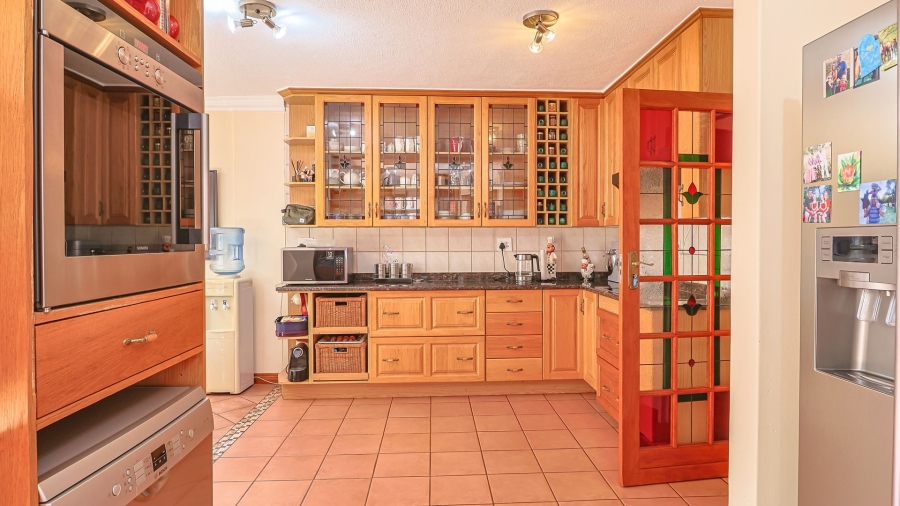 4 Bedroom Property for Sale in Cornwall Hill Gauteng