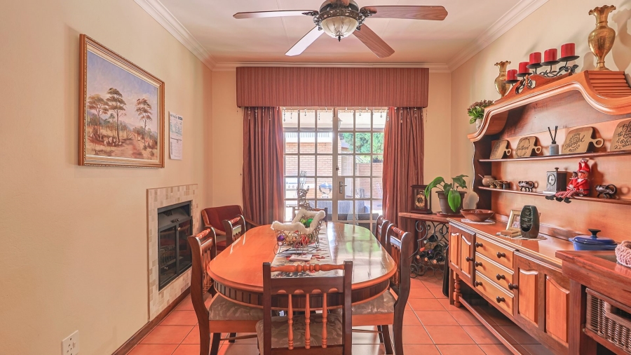 4 Bedroom Property for Sale in Cornwall Hill Gauteng