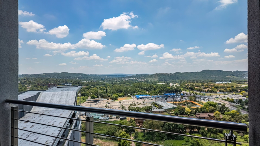 2 Bedroom Property for Sale in Menlyn Gauteng