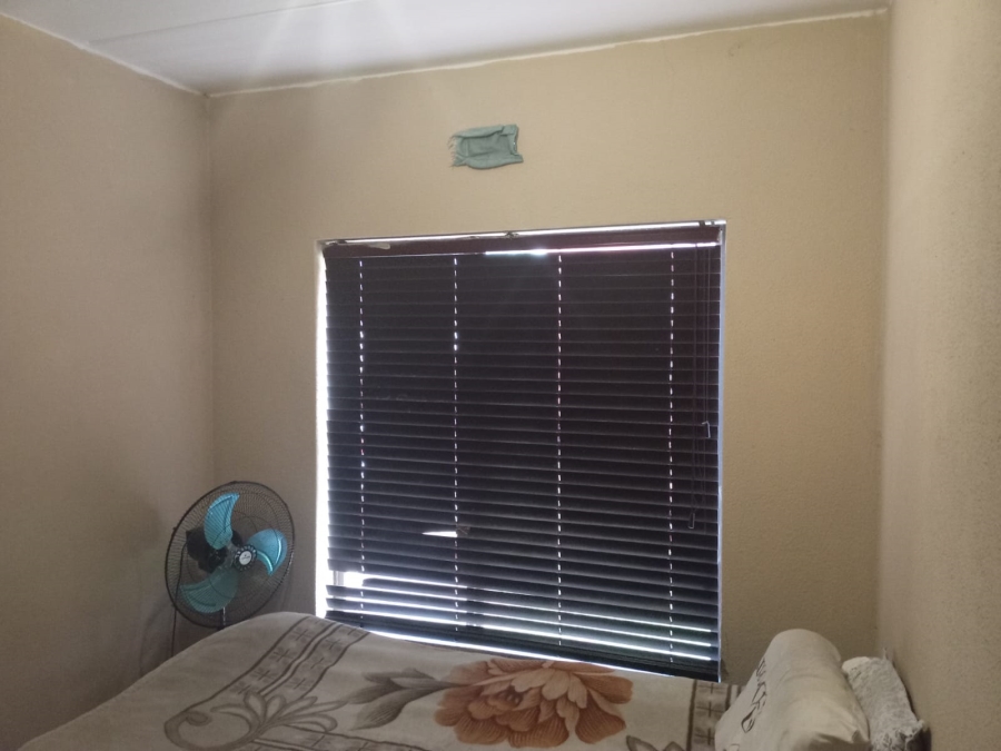 2 Bedroom Property for Sale in Albertsdal Gauteng