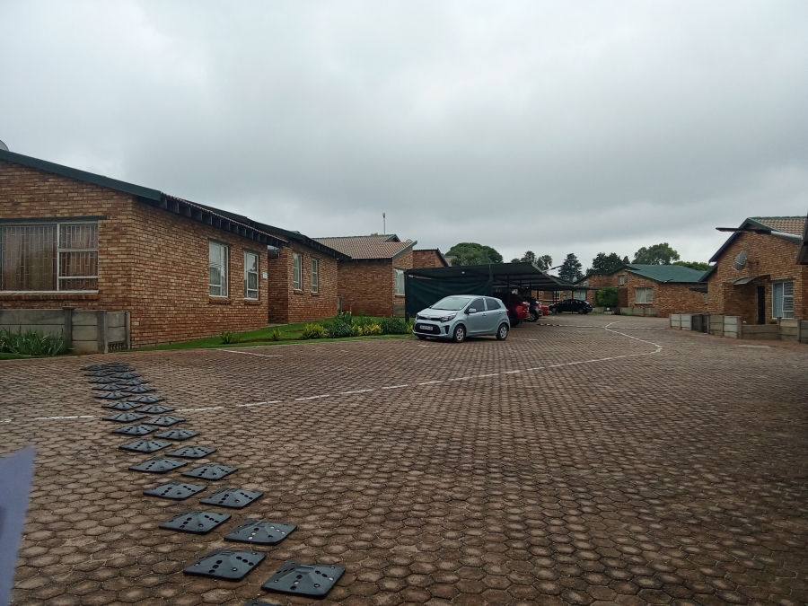 3 Bedroom Property for Sale in Mindalore Gauteng