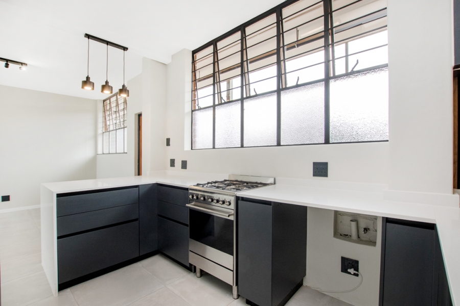 2 Bedroom Property for Sale in Linden Gauteng