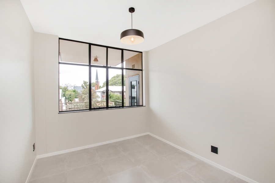 2 Bedroom Property for Sale in Linden Gauteng