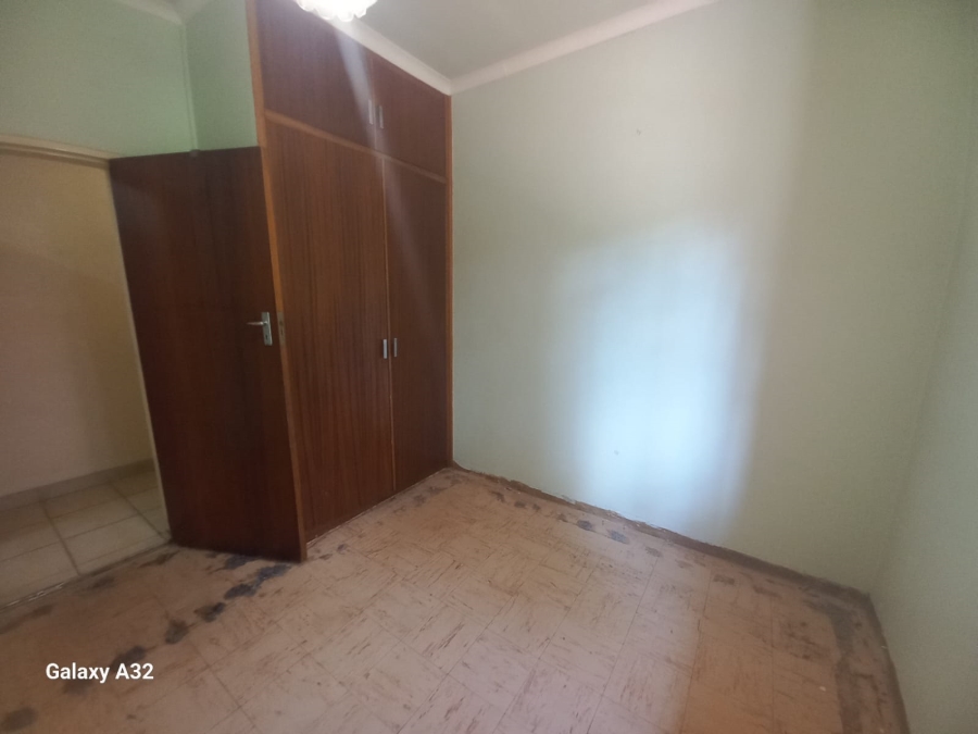 3 Bedroom Property for Sale in Mountain View Gauteng