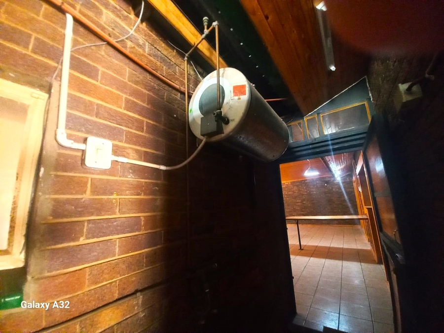 3 Bedroom Property for Sale in Mountain View Gauteng