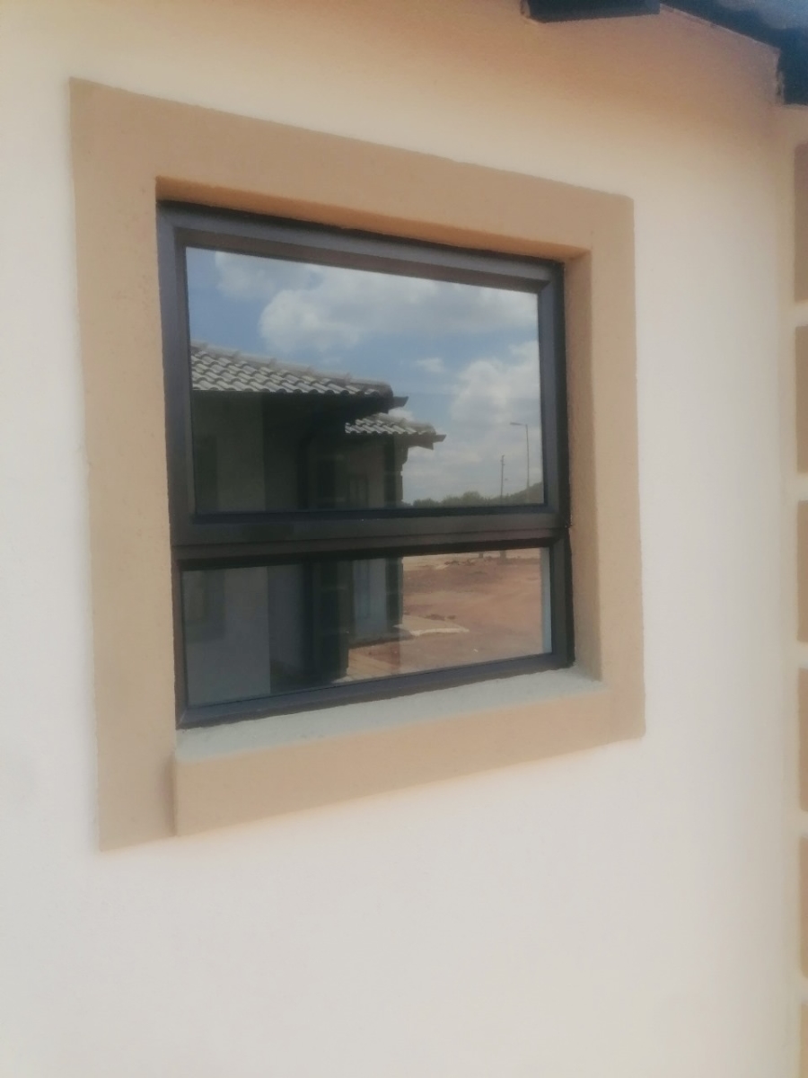 2 Bedroom Property for Sale in The Orchards Gauteng