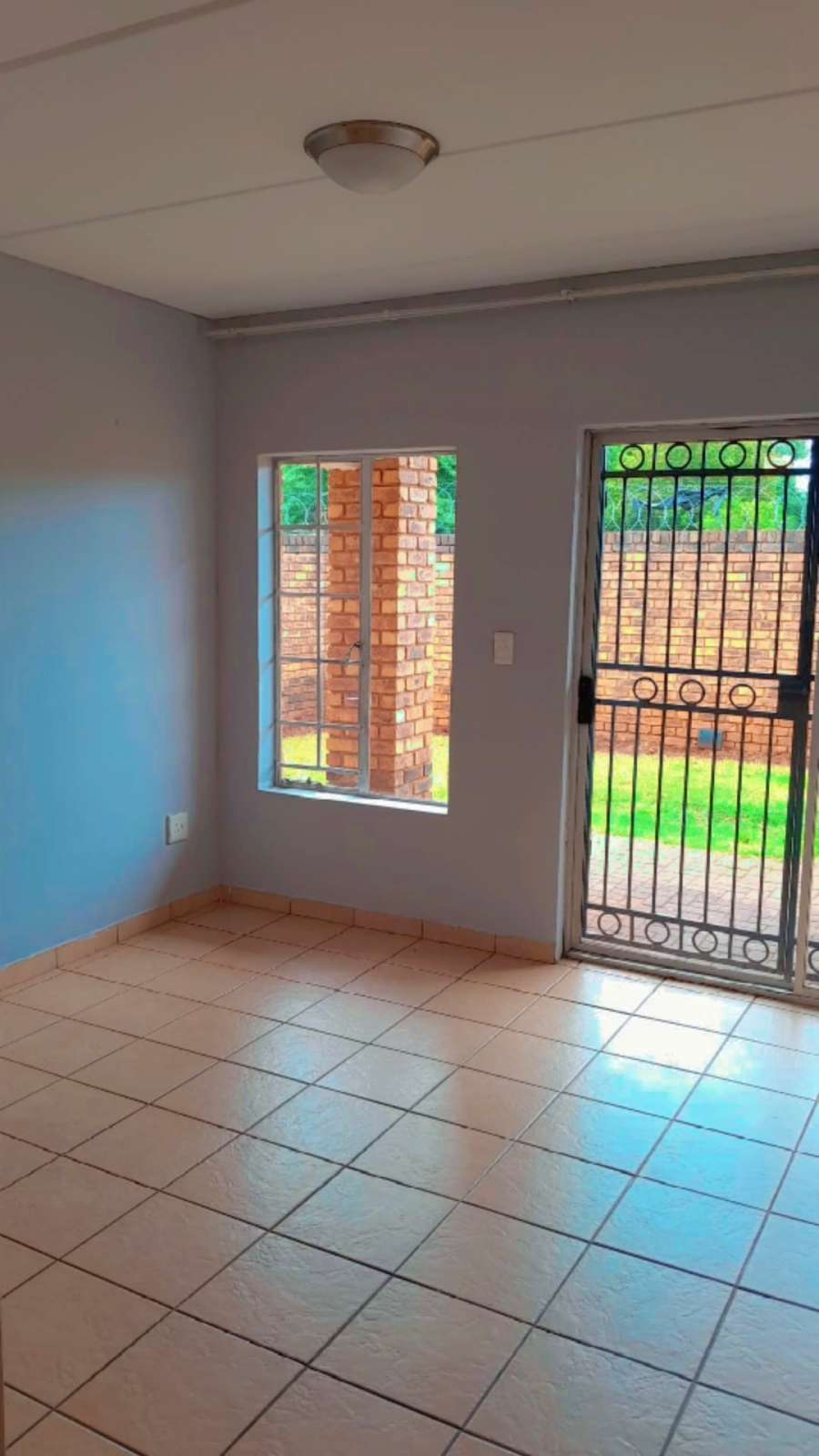 To Let 2 Bedroom Property for Rent in Clarina Gauteng