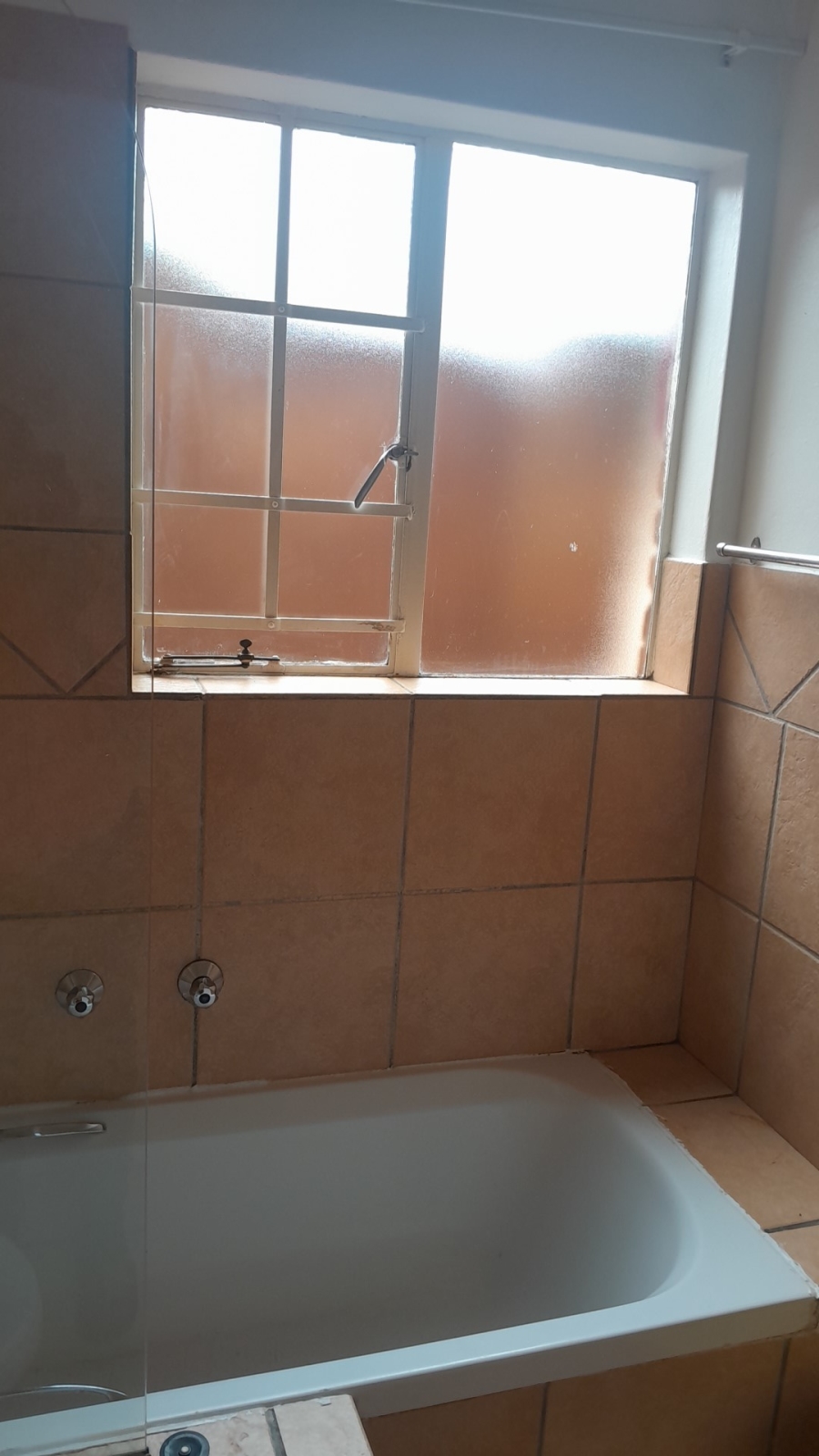 To Let 2 Bedroom Property for Rent in Clarina Gauteng