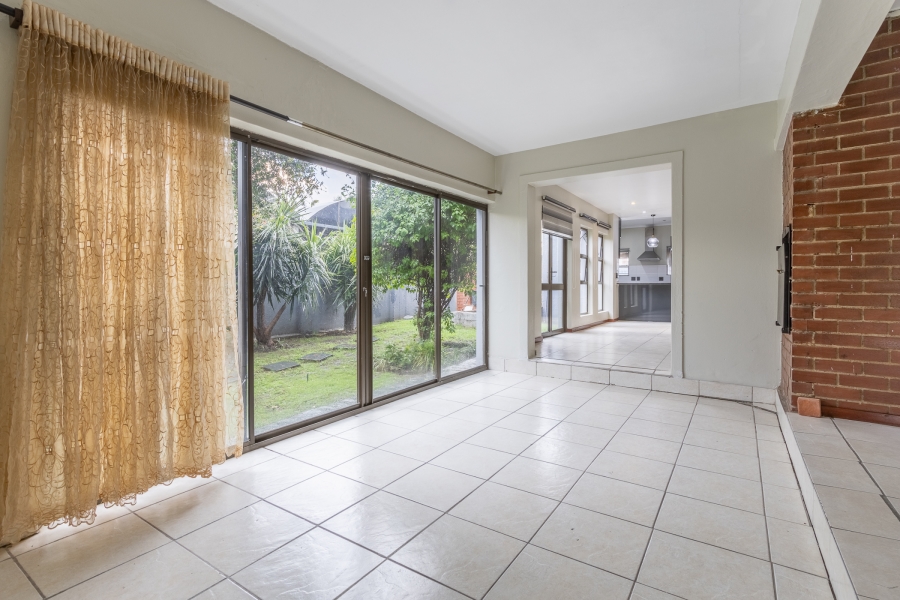 To Let 3 Bedroom Property for Rent in Bushwillow Park Estate Gauteng