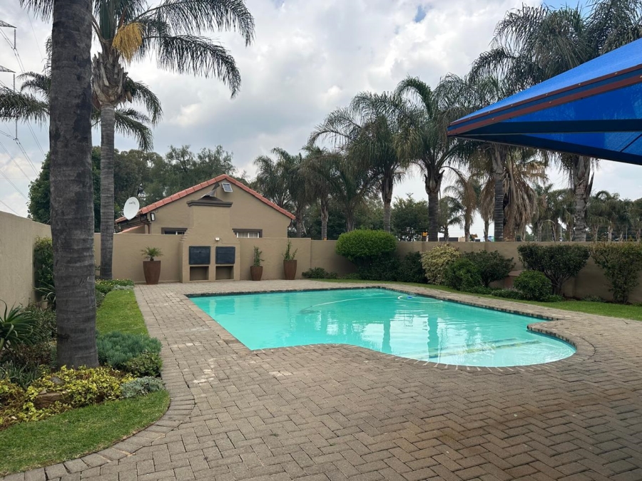 To Let 2 Bedroom Property for Rent in Eden Glen Gauteng