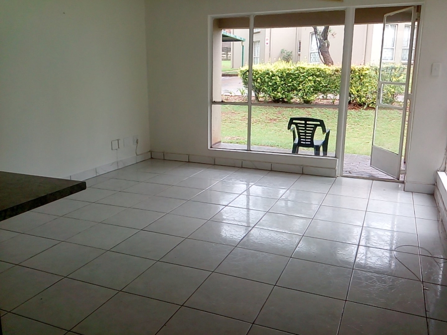 2 Bedroom Property for Sale in Weltevreden Park Gauteng
