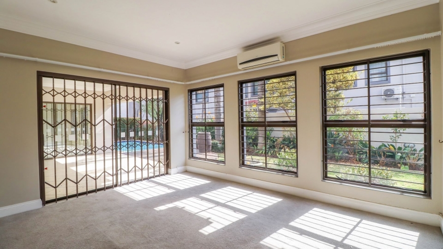 To Let 4 Bedroom Property for Rent in Morningside Gauteng