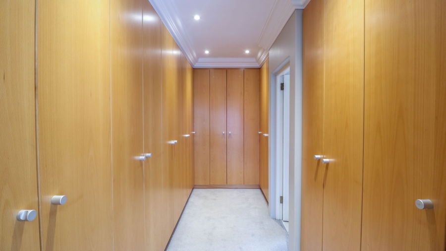 To Let 4 Bedroom Property for Rent in Morningside Gauteng