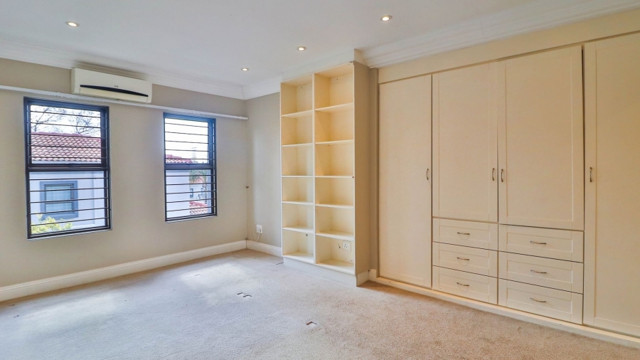 To Let 4 Bedroom Property for Rent in Morningside Gauteng