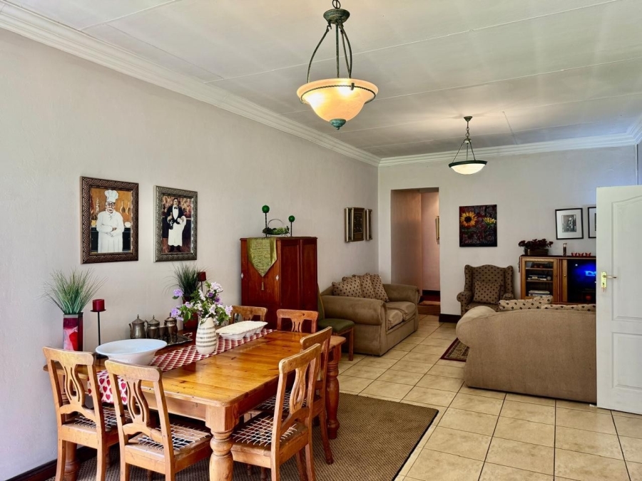 9 Bedroom Property for Sale in Lynnwood Glen Gauteng