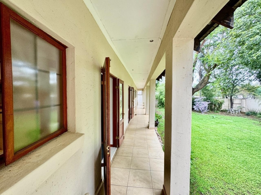 9 Bedroom Property for Sale in Lynnwood Glen Gauteng