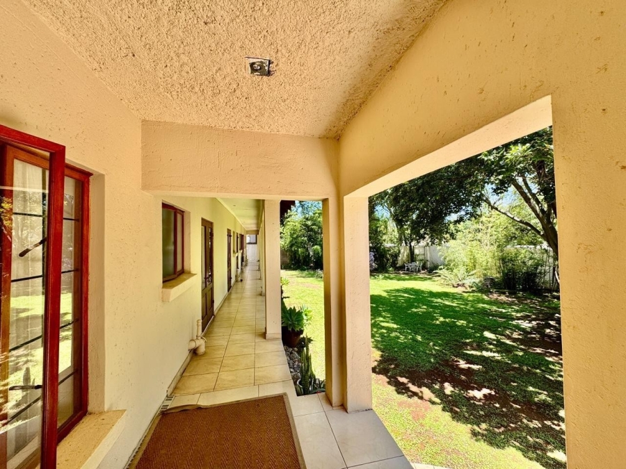 9 Bedroom Property for Sale in Lynnwood Glen Gauteng