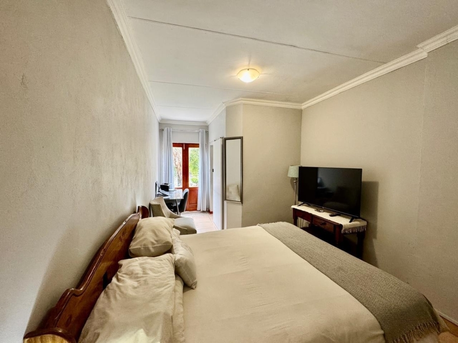 9 Bedroom Property for Sale in Lynnwood Glen Gauteng