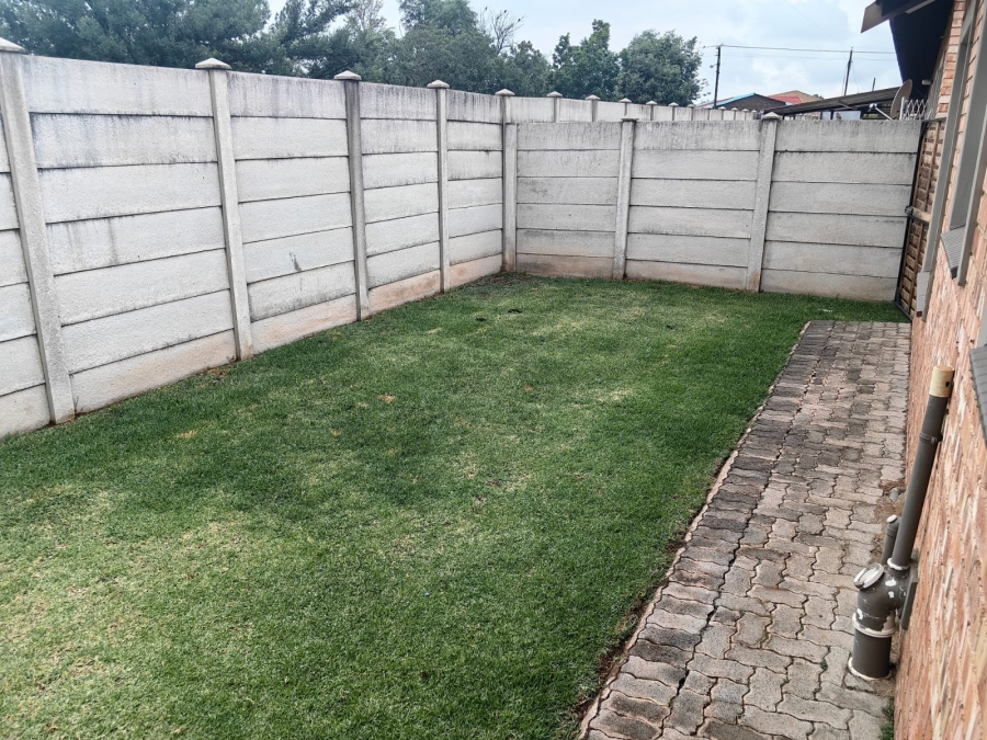 2 Bedroom Property for Sale in Riversdale Gauteng