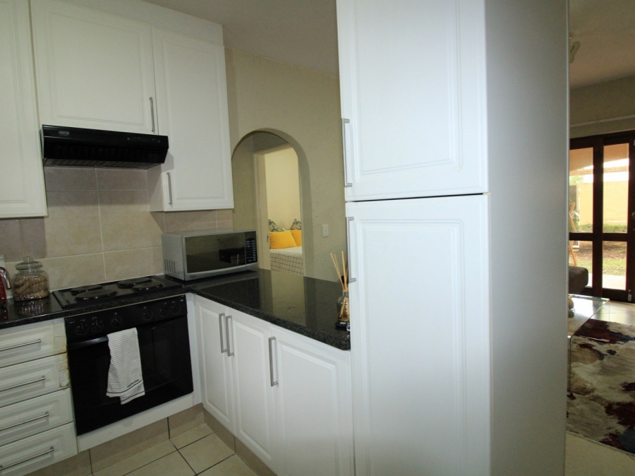 To Let 1 Bedroom Property for Rent in Lonehill Gauteng