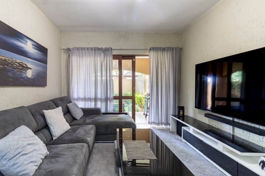 To Let 1 Bedroom Property for Rent in Lonehill Gauteng