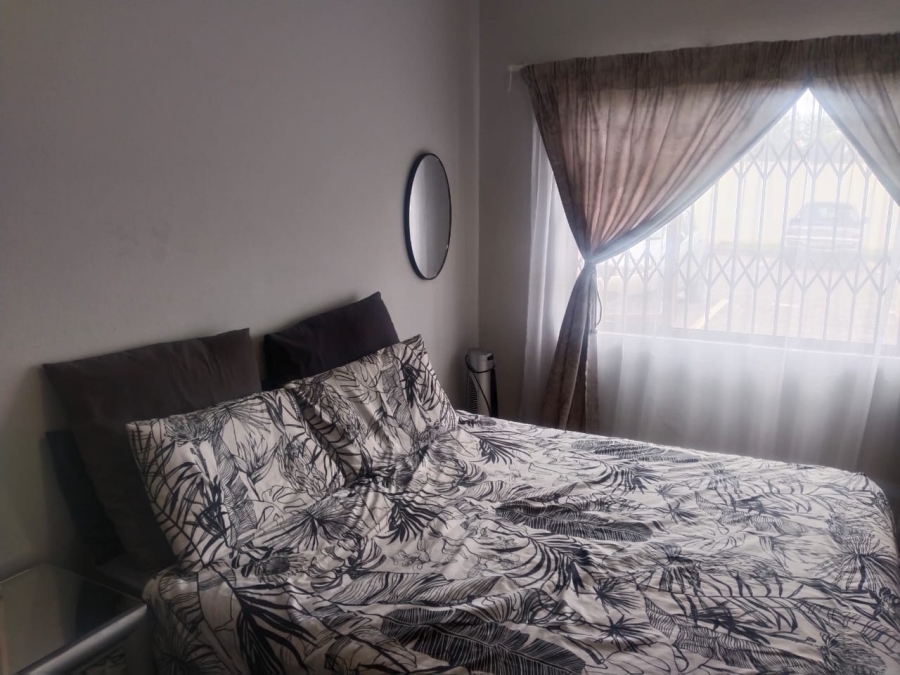 2 Bedroom Property for Sale in Hesteapark Gauteng