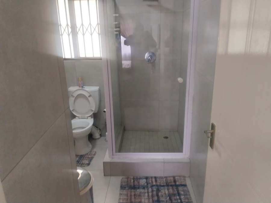 2 Bedroom Property for Sale in Hesteapark Gauteng