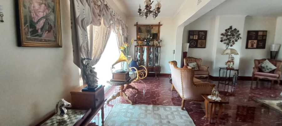 6 Bedroom Property for Sale in Dal Fouche Gauteng