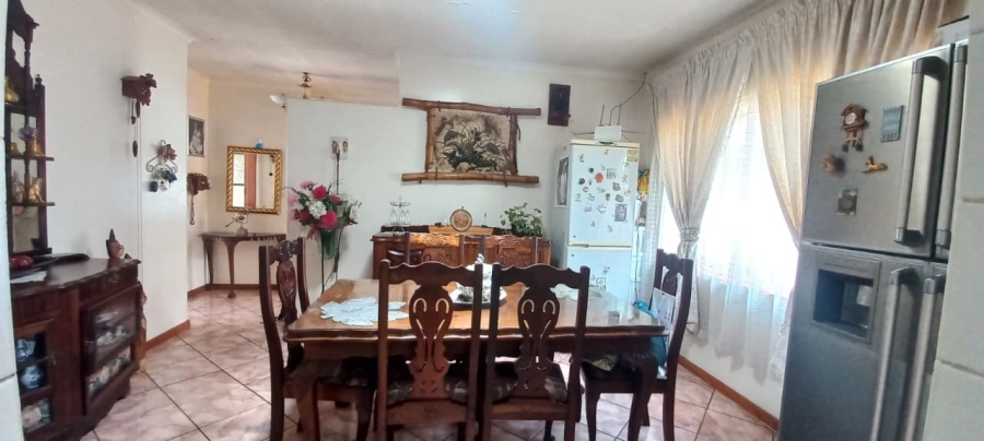 6 Bedroom Property for Sale in Dal Fouche Gauteng