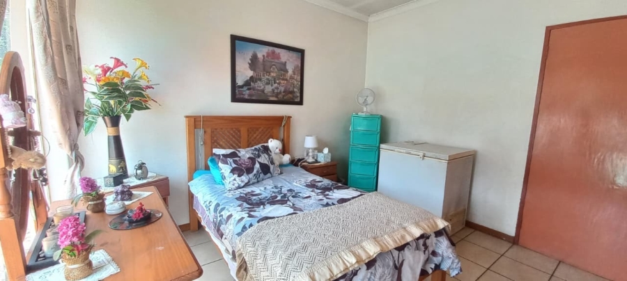 6 Bedroom Property for Sale in Dal Fouche Gauteng