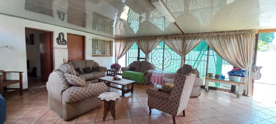 6 Bedroom Property for Sale in Dal Fouche Gauteng