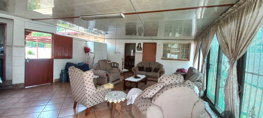 6 Bedroom Property for Sale in Dal Fouche Gauteng