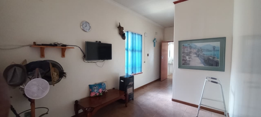 6 Bedroom Property for Sale in Dal Fouche Gauteng