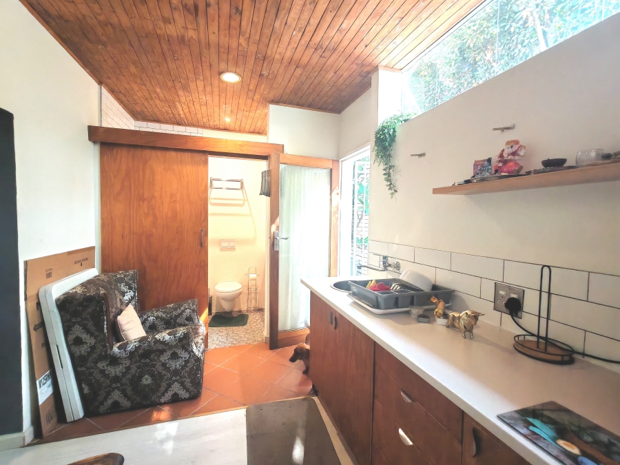 To Let 1 Bedroom Property for Rent in Morningside Manor Gauteng