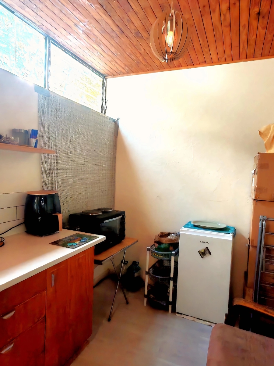 To Let 1 Bedroom Property for Rent in Morningside Manor Gauteng