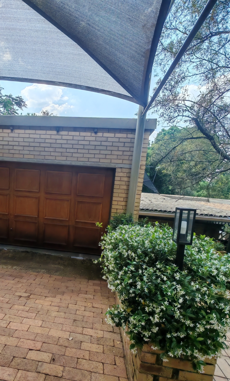 To Let 1 Bedroom Property for Rent in Morningside Manor Gauteng