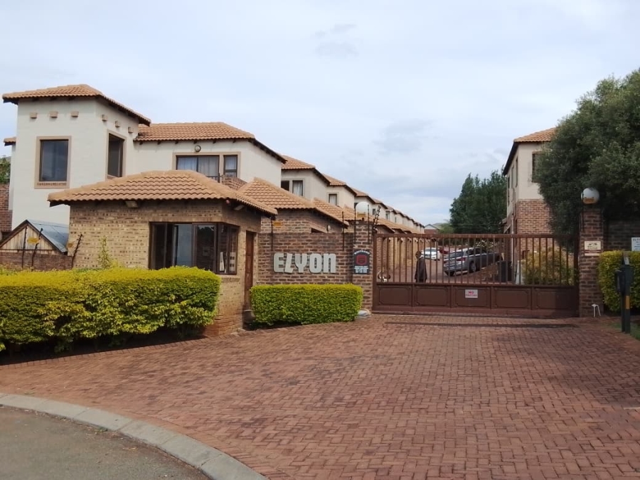 2 Bedroom Property for Sale in Willowbrook Gauteng