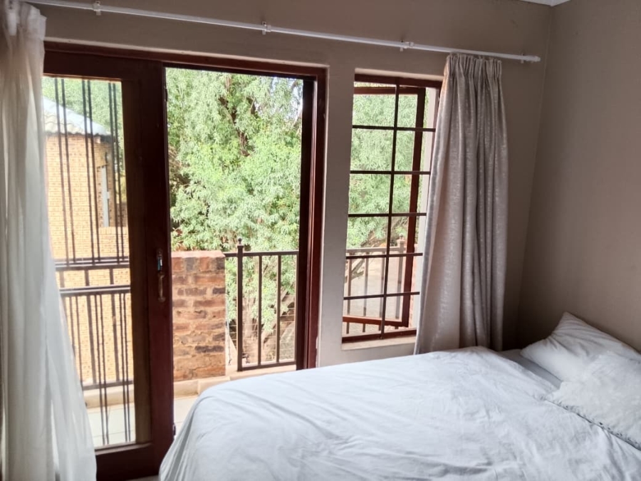 2 Bedroom Property for Sale in Willowbrook Gauteng