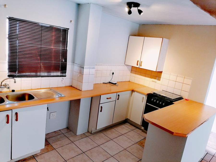 To Let 2 Bedroom Property for Rent in Erand Gardens Gauteng