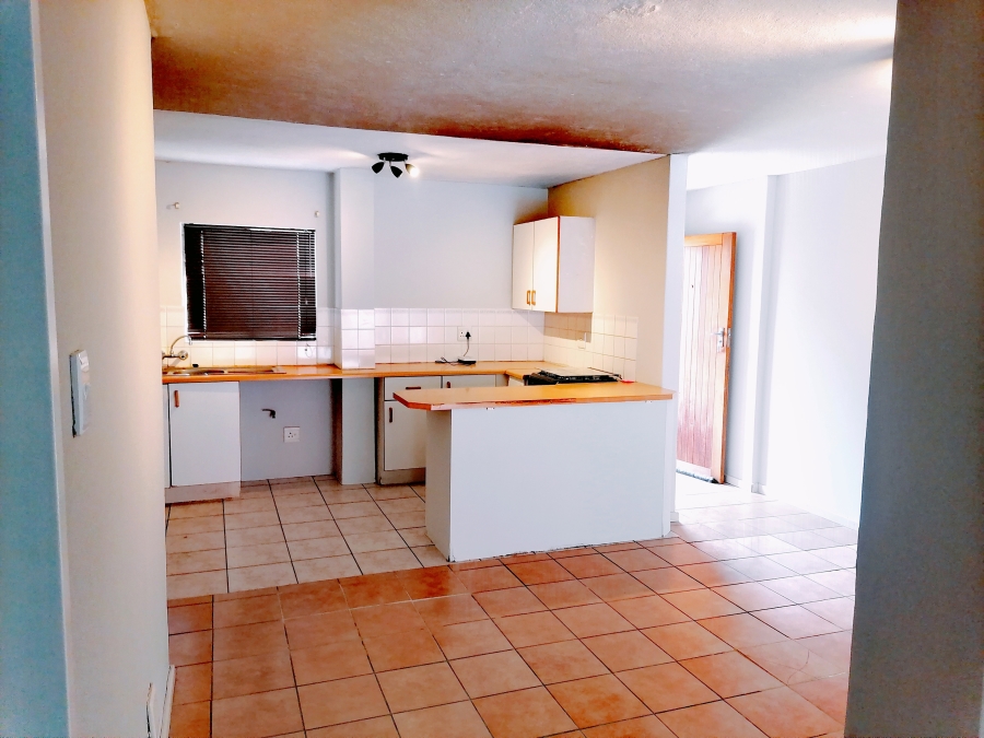 To Let 2 Bedroom Property for Rent in Erand Gardens Gauteng