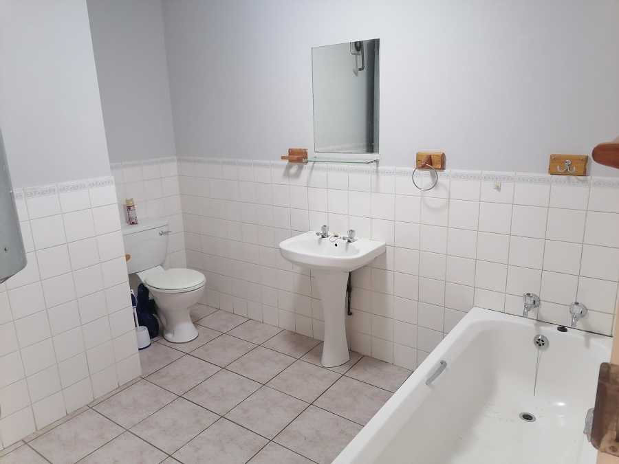 To Let 2 Bedroom Property for Rent in Erand Gardens Gauteng