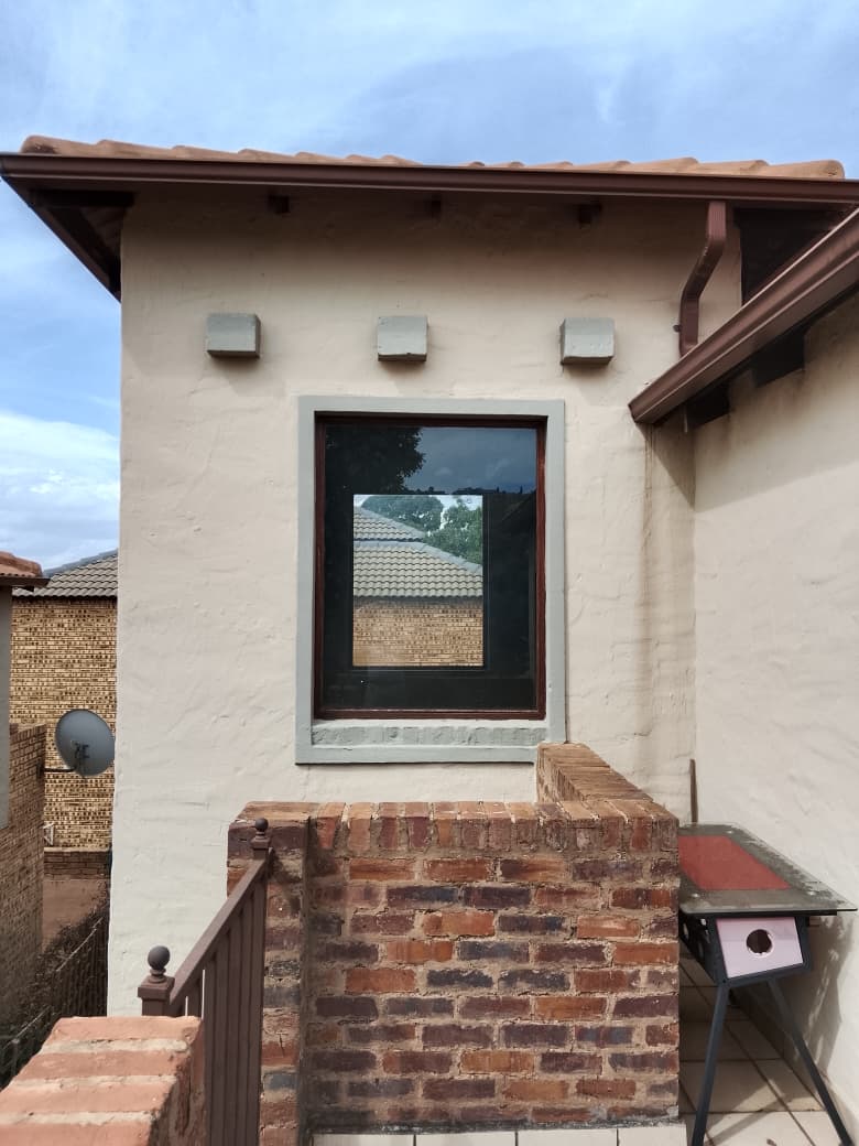 To Let 2 Bedroom Property for Rent in Willowbrook Gauteng