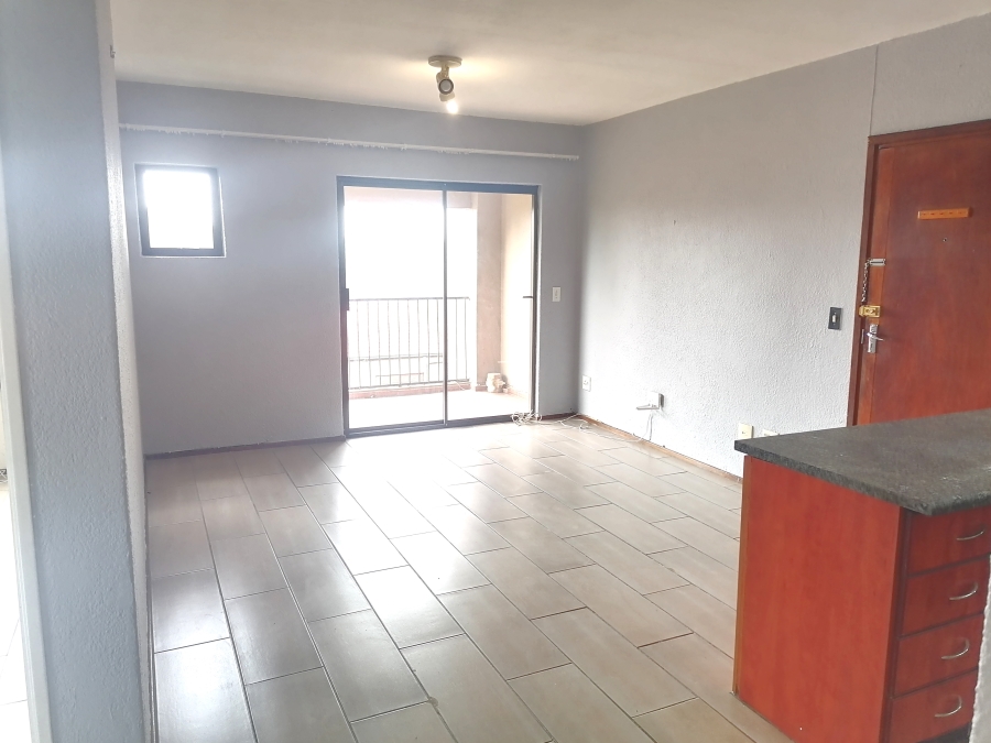 To Let 3 Bedroom Property for Rent in Wilro Park Gauteng