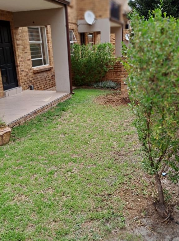 2 Bedroom Property for Sale in Honeydew Gauteng