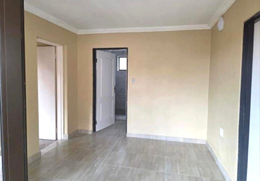 To Let 4 Bedroom Property for Rent in Alberton Central Gauteng