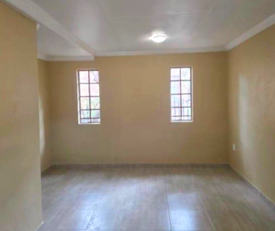 To Let 4 Bedroom Property for Rent in Alberton Central Gauteng