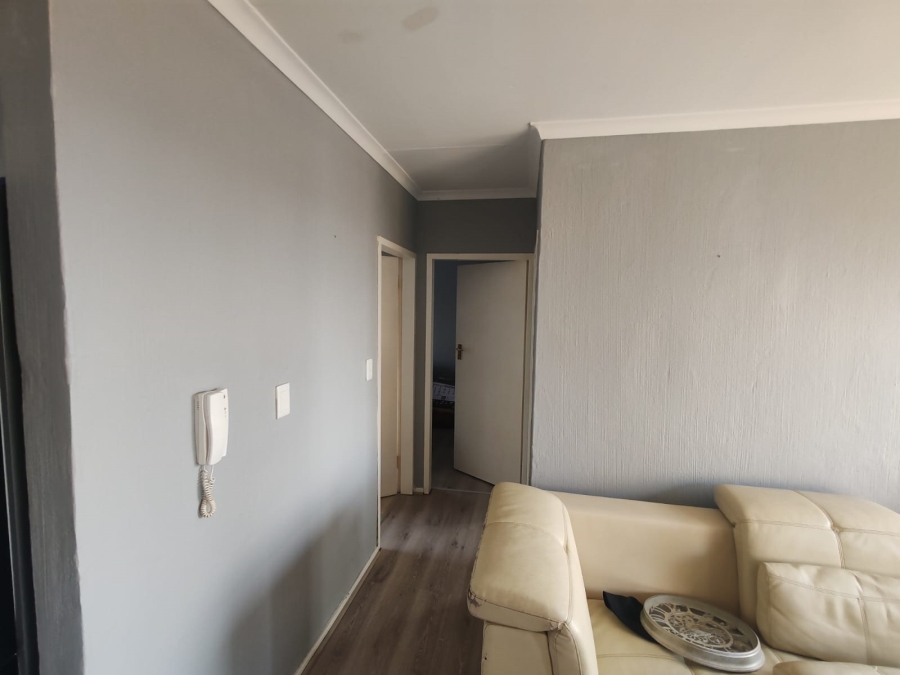 2 Bedroom Property for Sale in Amorosa Gauteng